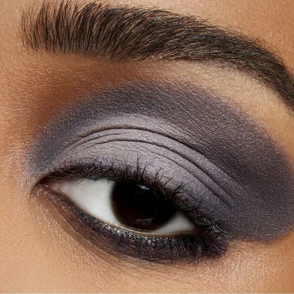 - M•A•C eyeshadow ~ Scene-satin - Picture 8 of 8